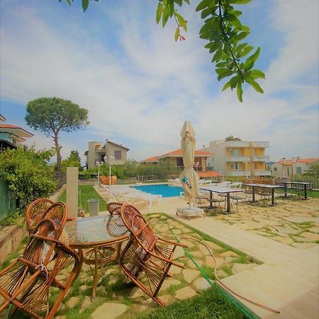 Cunda Kordon Otel Айвалык Экстерьер фото