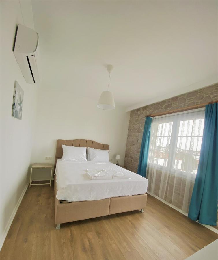 Cunda Kordon Otel Айвалык Экстерьер фото