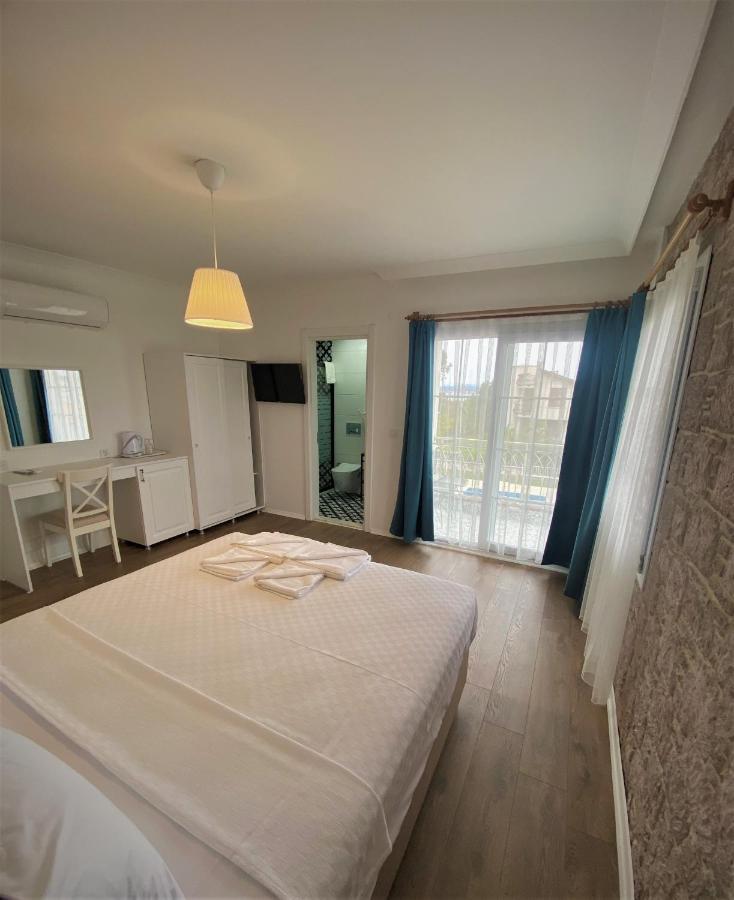 Cunda Kordon Otel Айвалык Экстерьер фото